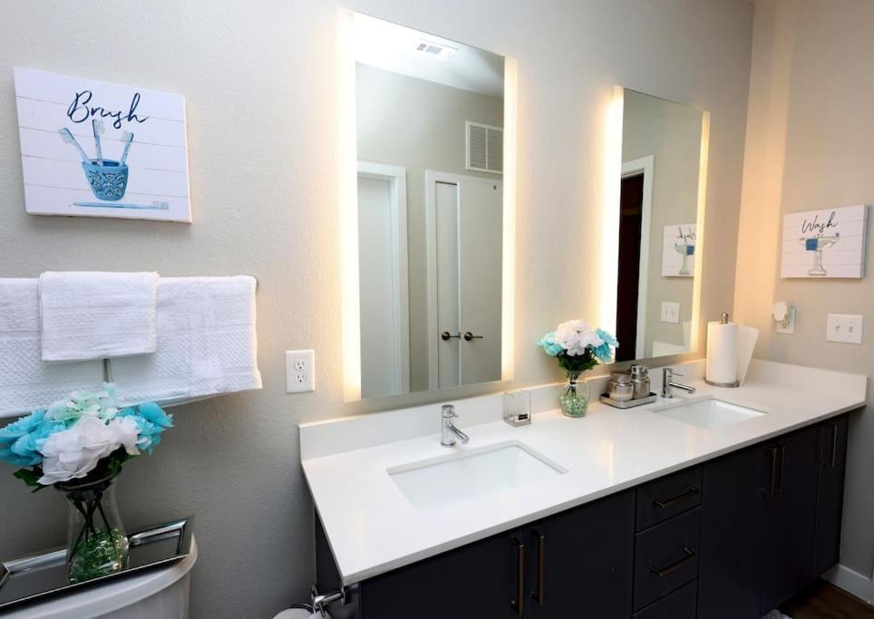 Comfortable Getaway Downtown Htx Houston Exterior foto